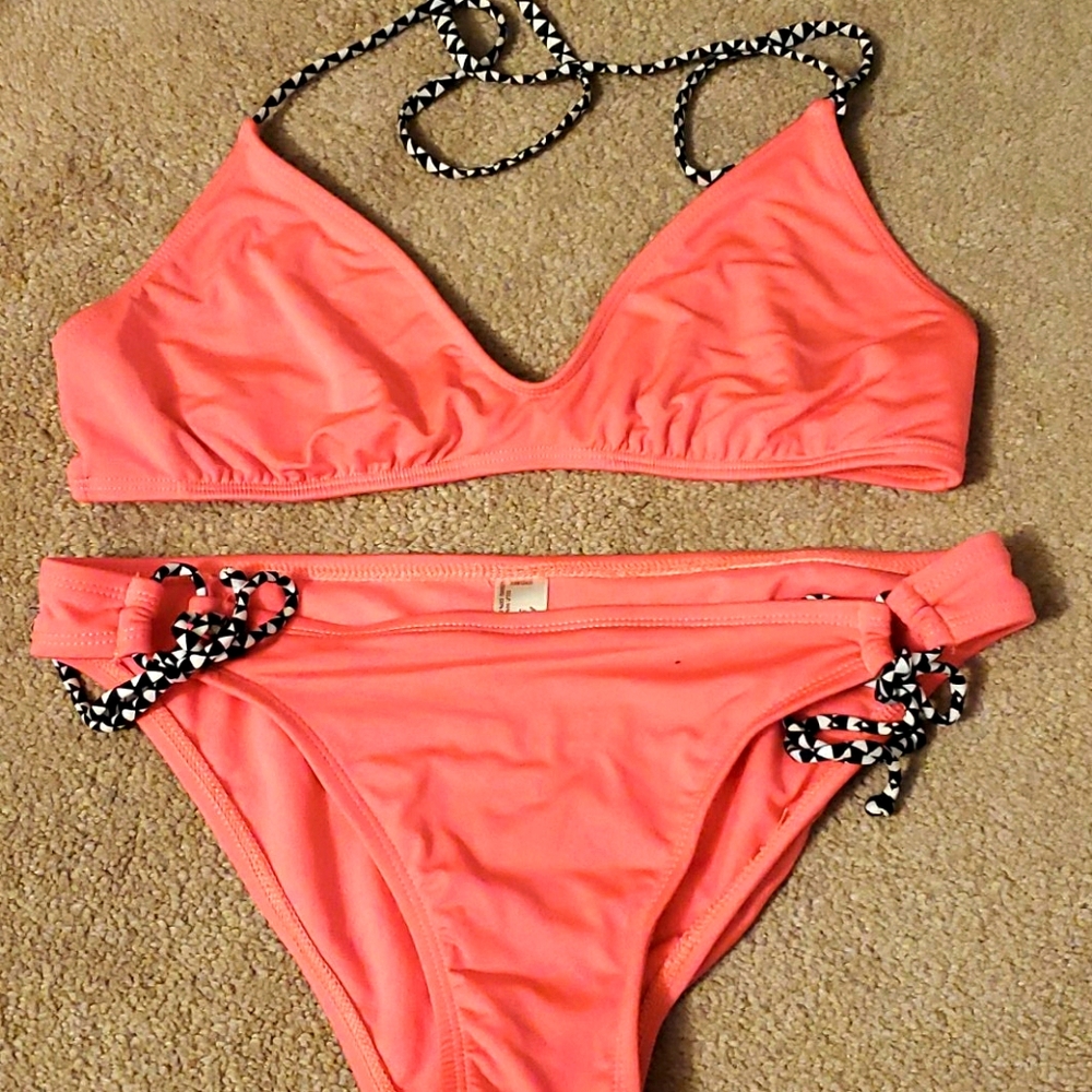 3 for $20 💥 A bikini